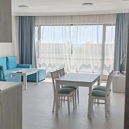 Sea Point La Ξενοδοχείο με διαμερίσματα 4*