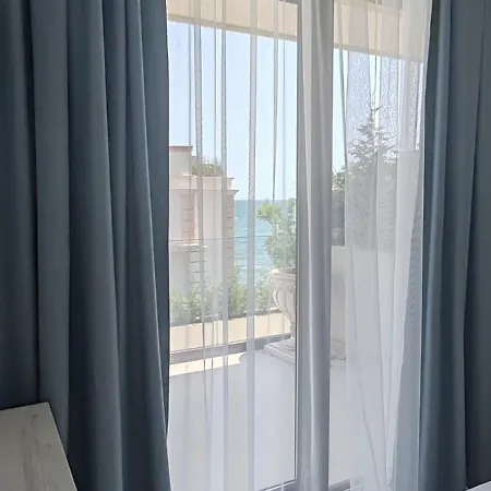 Sea Point La 4* Golden Sands