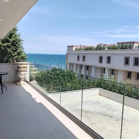 Sea Point La Lejlighedshotel 4*