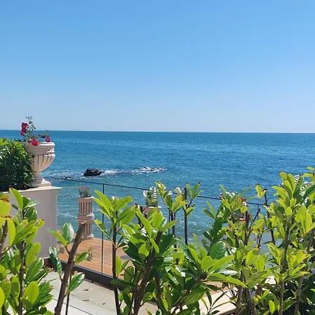 Sea Point La 4* Goldstrand