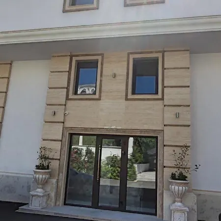 Sea Point La Aparthotel 4*