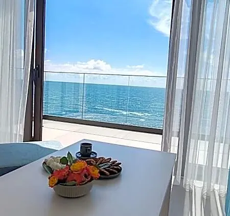 Sea Point La 4*