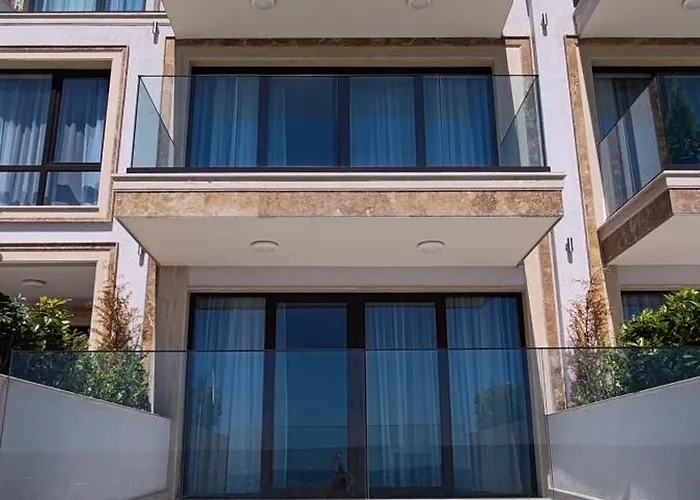 Apartahotel Sea Point La 4*